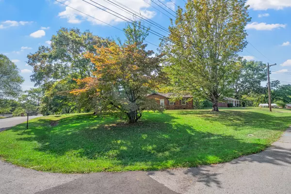 Clarksville, TN 37043,300 Hundred Oaks Dr