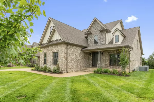 Lebanon, TN 37087,1102 Collin Dr #206