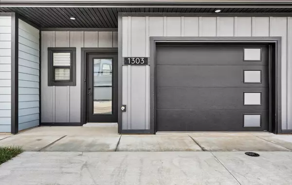 1303 Jonathan Wade Circle, Clarksville, TN 37043