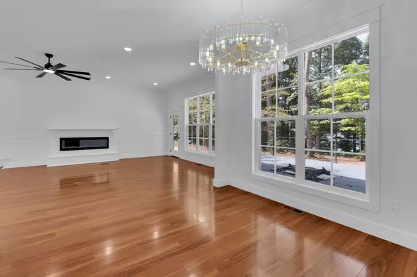 Decherd, TN 37324,511 Woods Lake Rd