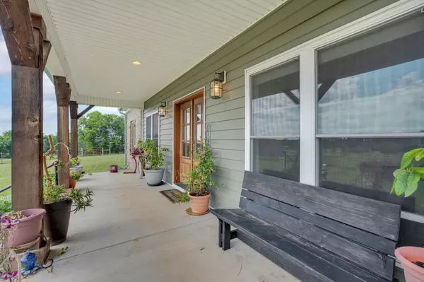 Shelbyville, TN 37160,1802 Old Nashville Dirt Rd