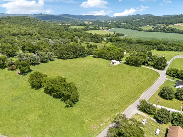 Gordonsville, TN 38563,0 Maple Street