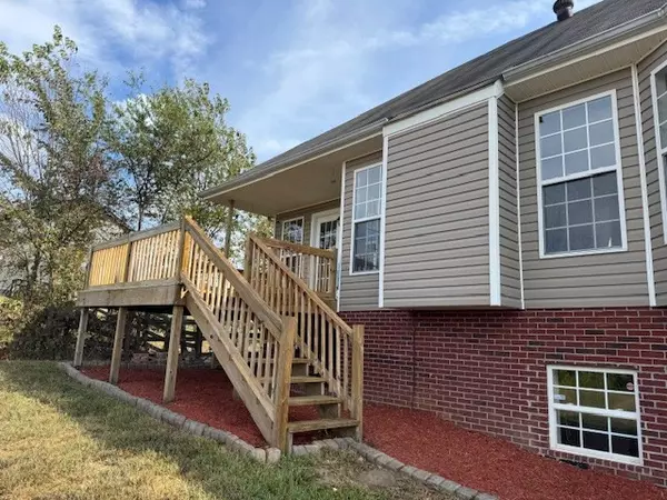 Cunningham, TN 37052,251 Seven Mile Ferry Rd