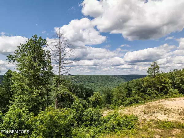 193 Glenobey Rd, Jamestown, TN 38556