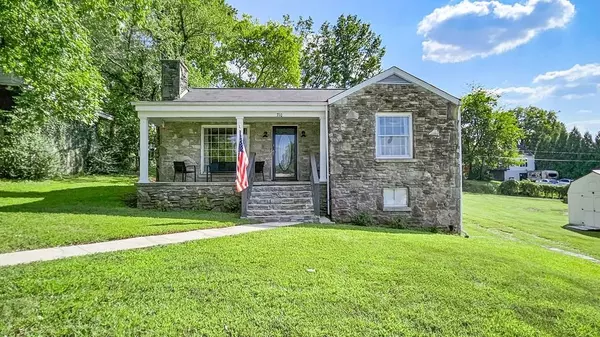 710 Hatcher Dr, Fayetteville, TN 37334