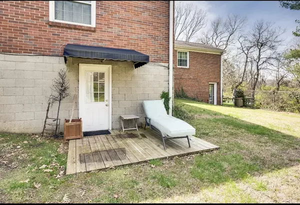 2140 Old Hickory Blvd, Nashville, TN 37215