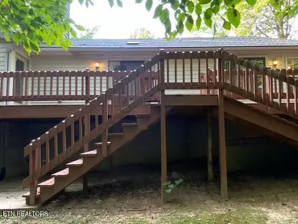 Crossville, TN 38558,151 St George Drive
