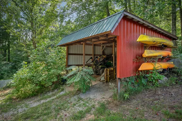 Alpine, TN 38543,1062 Wilder Hwy