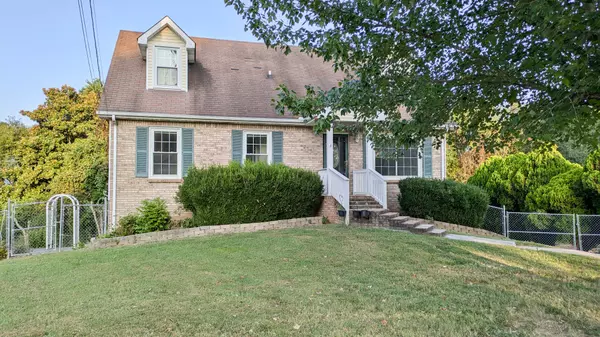 Clarksville, TN 37042,3388 Oak Park Dr