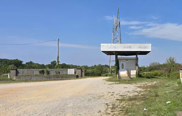 Columbia, TN 38401,0 N James M Campbell Blvd