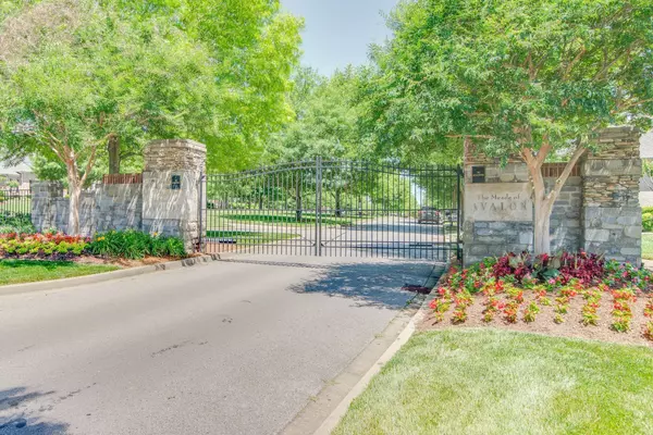 Franklin, TN 37067,208 Pennystone Circle #208