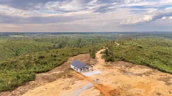 241 Springer Rd, Hohenwald, TN 38462