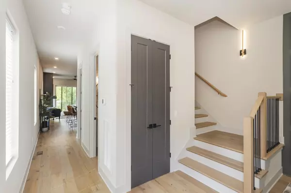 Nashville, TN 37203,408D Moore Ave