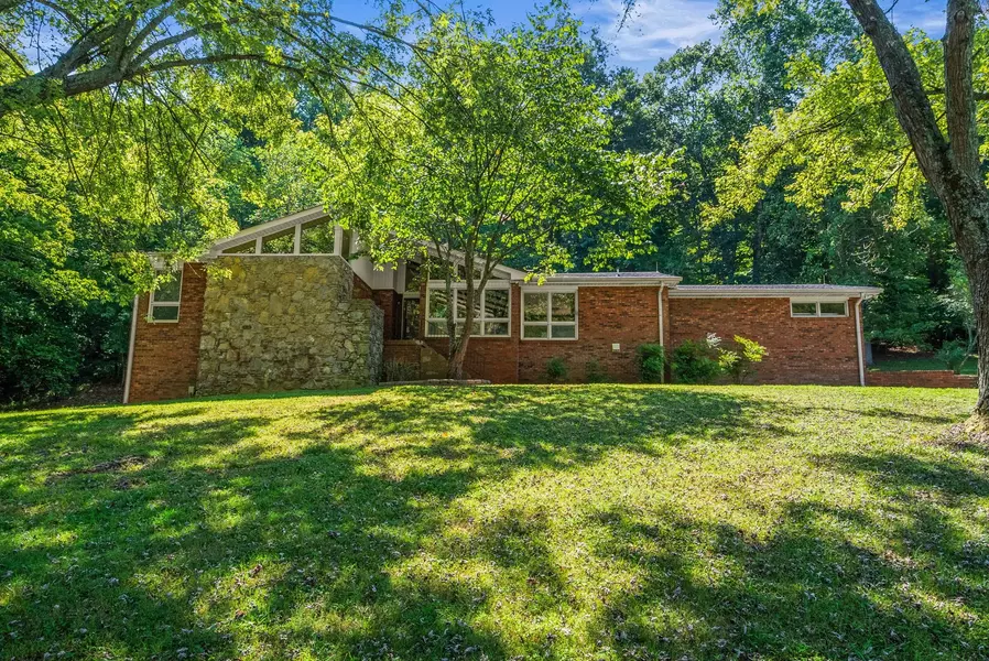 3280 New Hope Rd, Hendersonville, TN 37075