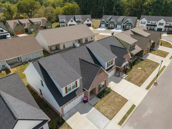 Greenbrier, TN 37073,1077 Malinda Ln