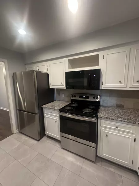 207 Westfield Dr, Nashville, TN 37221