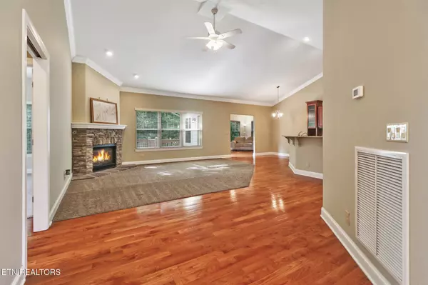 Crossville, TN 38558,107 Mariners Drive