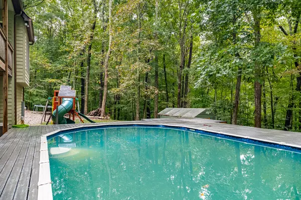 Winchester, TN 37398,891 Hopkins Ln