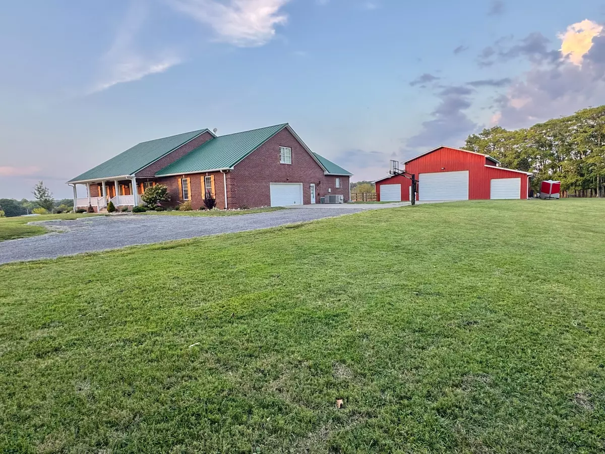 Burns, TN 37029,399 Edgar Meeks Rd