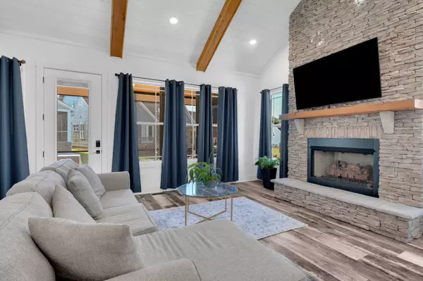 Winchester, TN 37398,65 Pontoon Pl