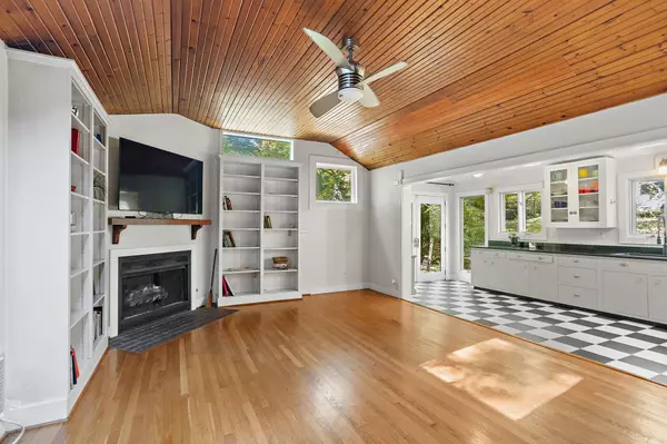 5169 Eatons Creek Rd, Nashville, TN 37218