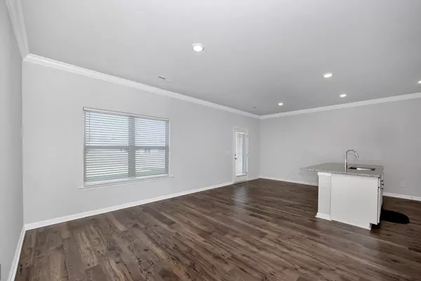 Athens, AL 35613,26499 Riparian Dr