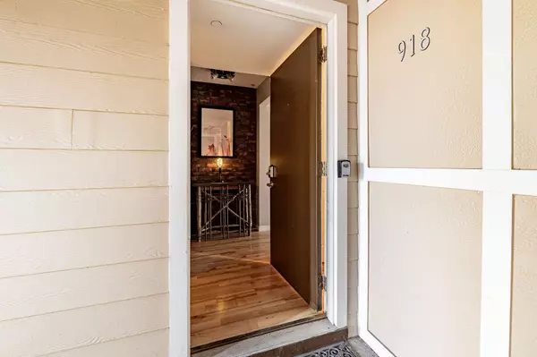 Nashville, TN 37201,918 1st Ave #N