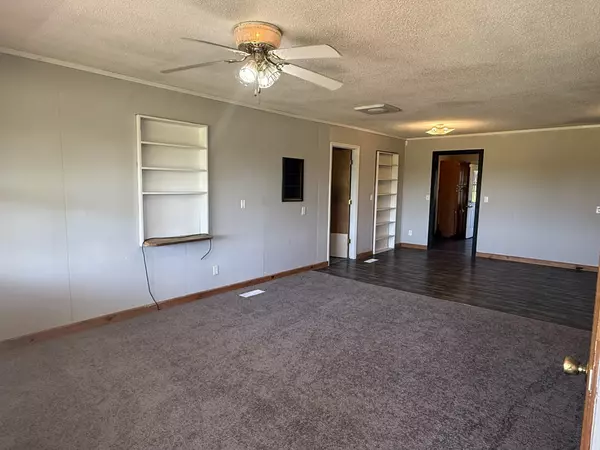 Hohenwald, TN 38462,2671 Summertown Hwy