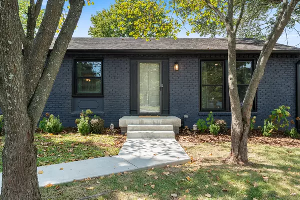 357 Wauford Dr, Nashville, TN 37211