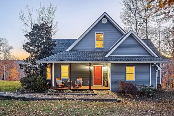 401 Oak Dr, Smithville, TN 37166