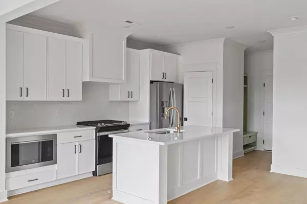 Nashville, TN 37203,1712 Carvell Ave #A