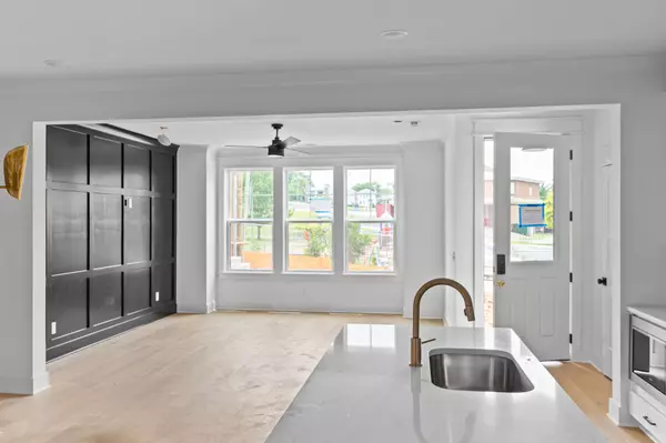 Nashville, TN 37203,1712 Carvell Ave #A