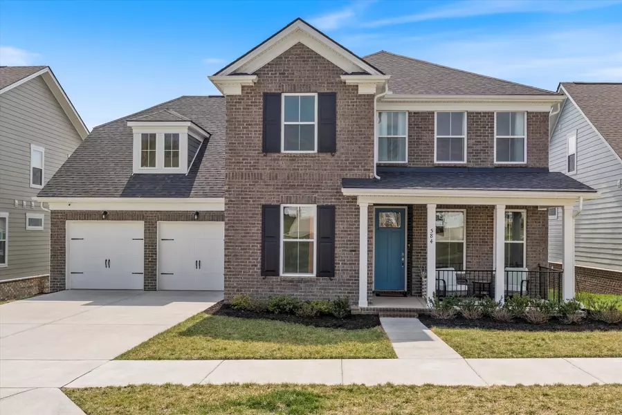 584 Snap Dragon Ln, Hendersonville, TN 37075