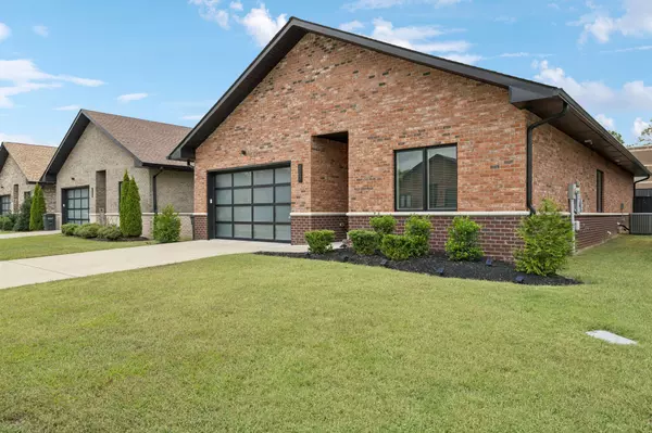 Hendersonville, TN 37075,117 Clubhouse Bay