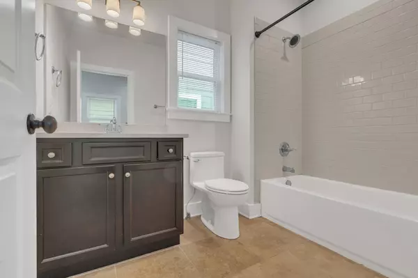 Nashville, TN 37209,4703B Illinois Ave