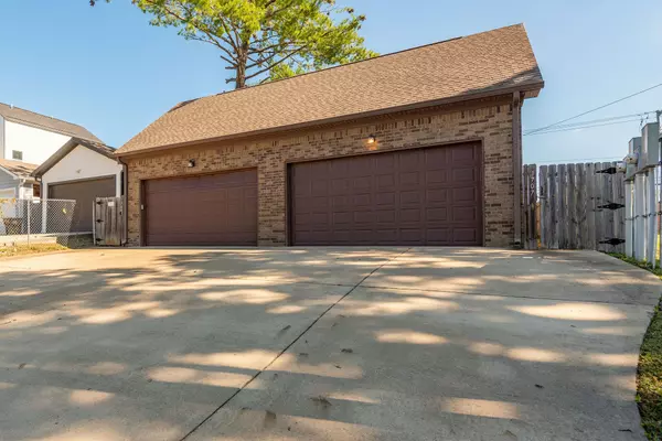 Nashville, TN 37208,1707 3rd Ave #N