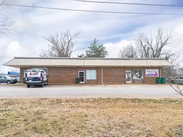 200 W Linden Ave, Hohenwald, TN 38462