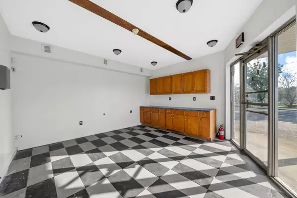 Clarksville, TN 37040,124 10th St