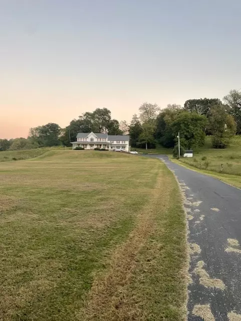 Lawrenceburg, TN 38464,420 Long Branch Rd