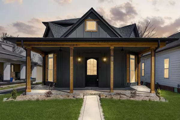 208 Hay Long Avenue,  Mount Pleasant,  TN 38474