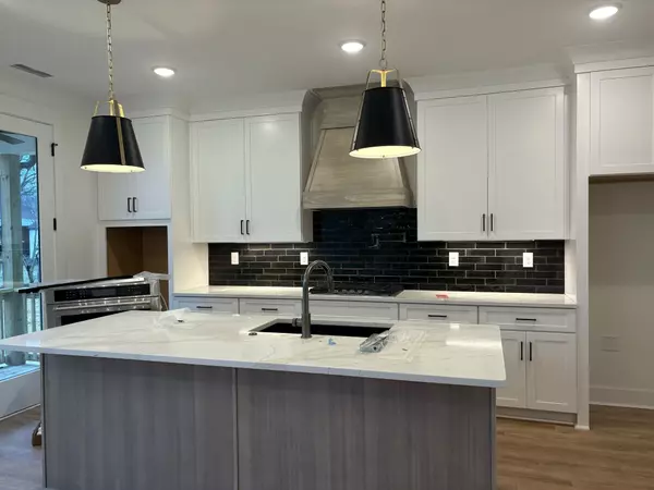 Nashville, TN 37209,6300B American Ct