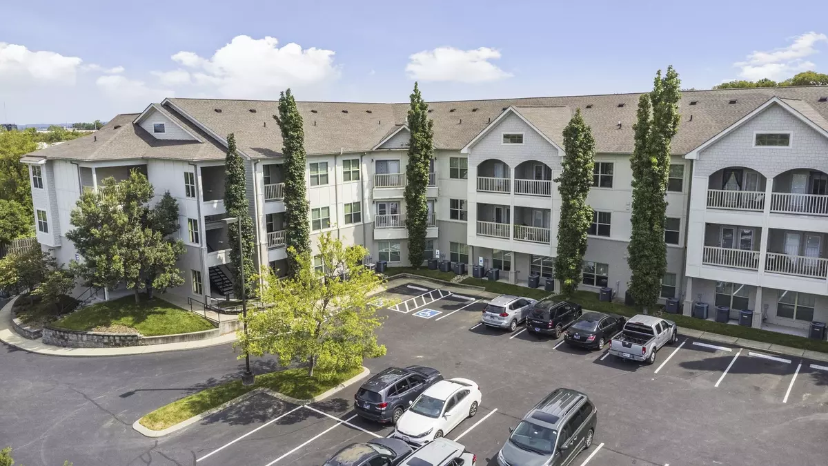 Nashville, TN 37211,2197 Nolensville Pike #324