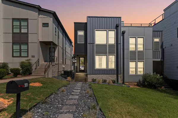 414B 36th Ave #N, Nashville, TN 37209