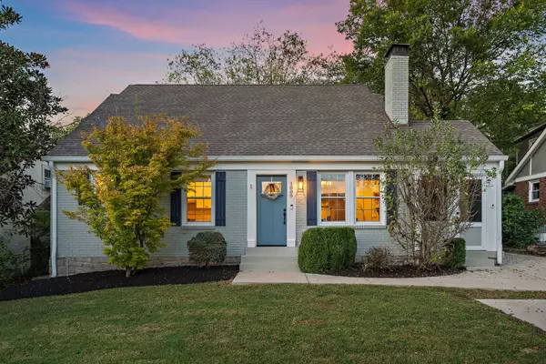 1009 Carolyn Ave, Nashville, TN 37216
