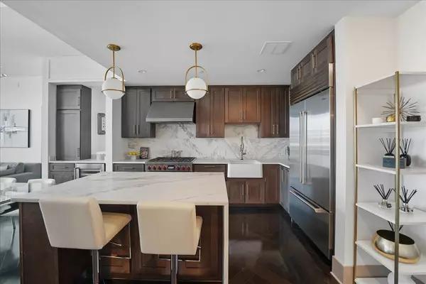 Nashville, TN 37203,1616 West End Ave #2906