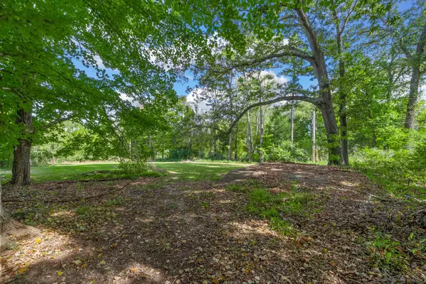 Clarksville, TN 37042,901 Hilltop Court