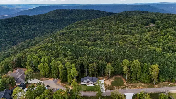 Jasper, TN 37347,490 Moonlight Lane