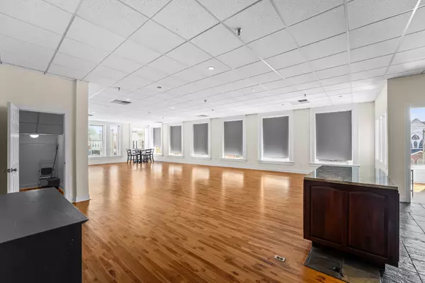 Winchester, TN 37398,44 S Jefferson St #Suite 204