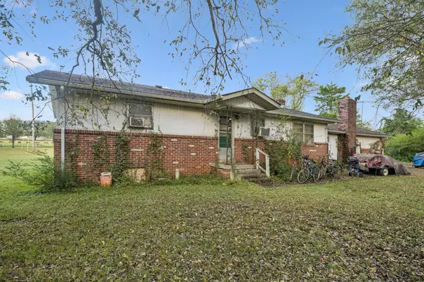 Murfreesboro, TN 37130,2129 Twin Oak Dr