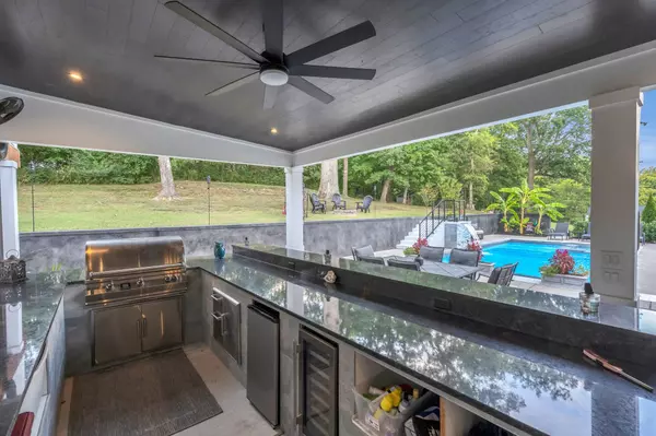 Nashville, TN 37214,2712 Windemere Dr